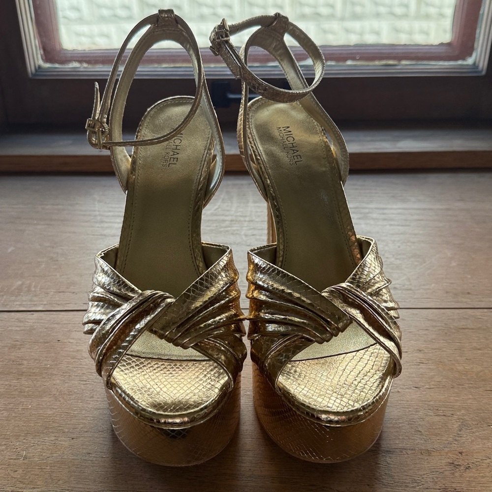 Michael Kors Size 7 1/2. Gold Platform High Heel Sandals with Ankle Strap - Picture 3 of 8
